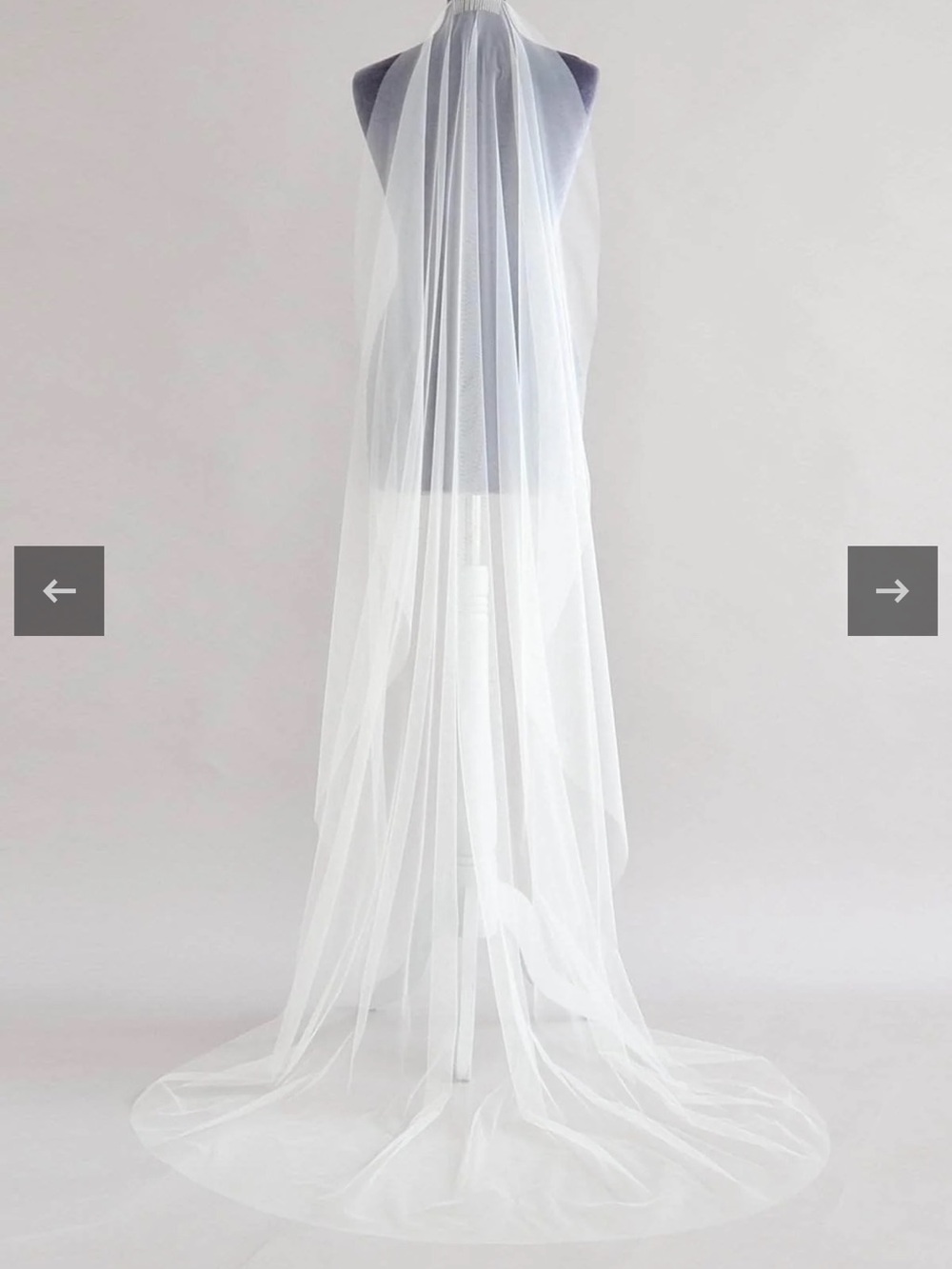 Elegant White Bridal Veil - Classic Single Tier
